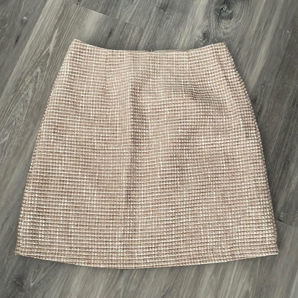 Pink lily skirt